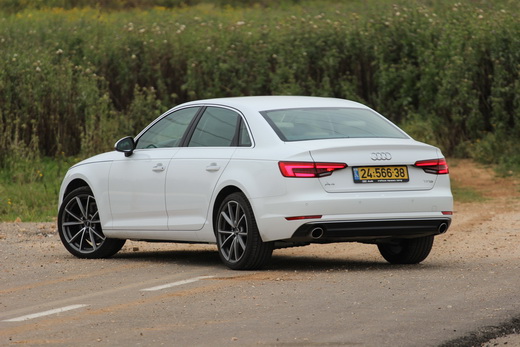אודי A4